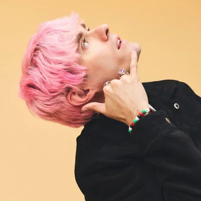 Awsten Knight ★ CRAVE