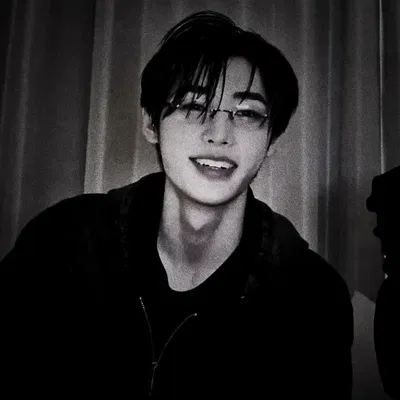 Park Sunghoon . .⋆♱