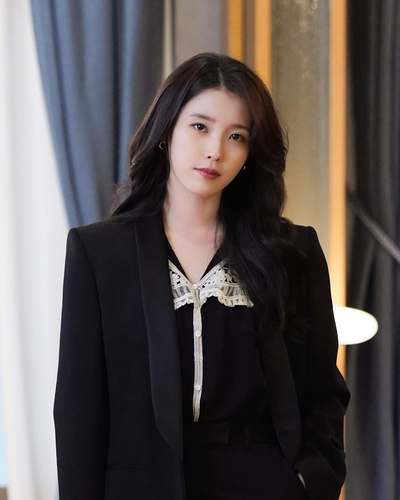 Lee Jieun (IU) | The Hotel Owner
