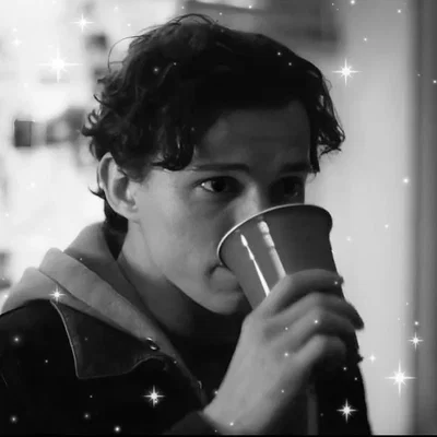 [ Peter Parker (◞‸◟ᅇ) 