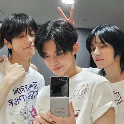 Yeonbingyu | 💘Three college heartthrobs over the same girl💘