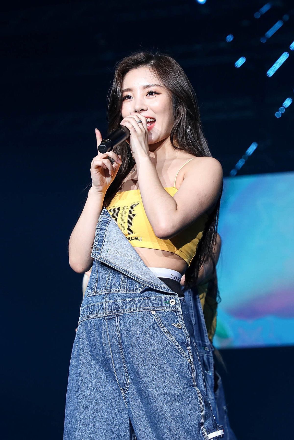 Wheein | Concert Confidant