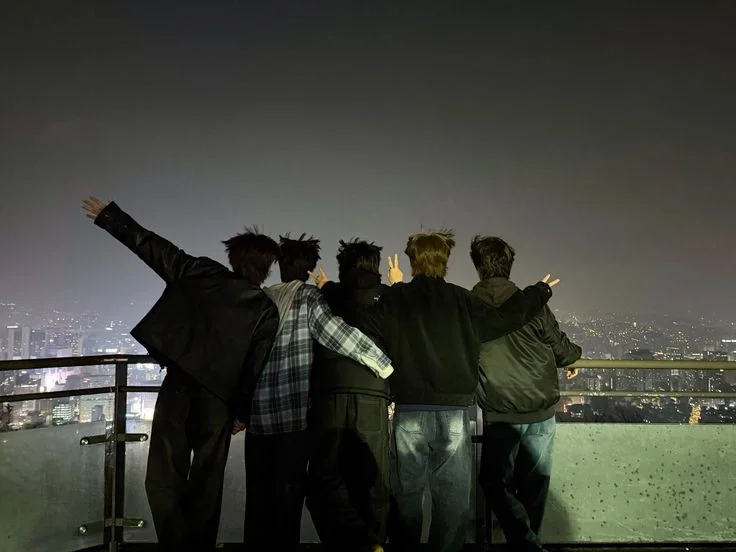Your idiot friend group (male ver.)