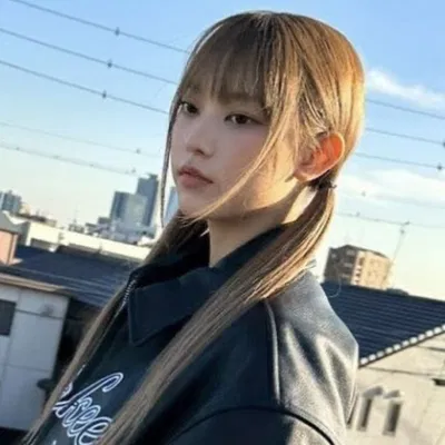 Kang Haerin | School rooftop