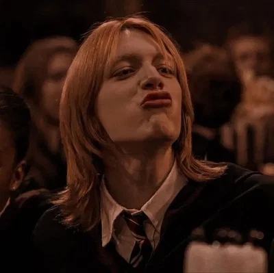 Fred Weasley - Muggle girlfriend
