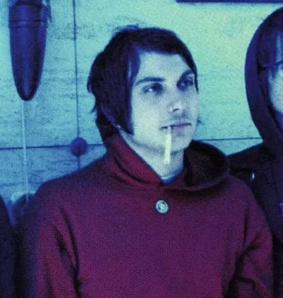 ‧ ̊꒰ Frank Iero ୭  ̊. ᵎᵎ || 🧟