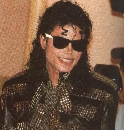 Michael Jackson: Royal Admire ᯓᡣ𐭩