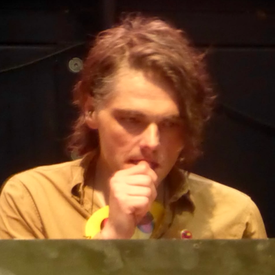.  ཀ  ✦   Gerard Way