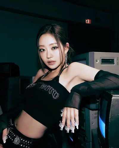 Julie Han 