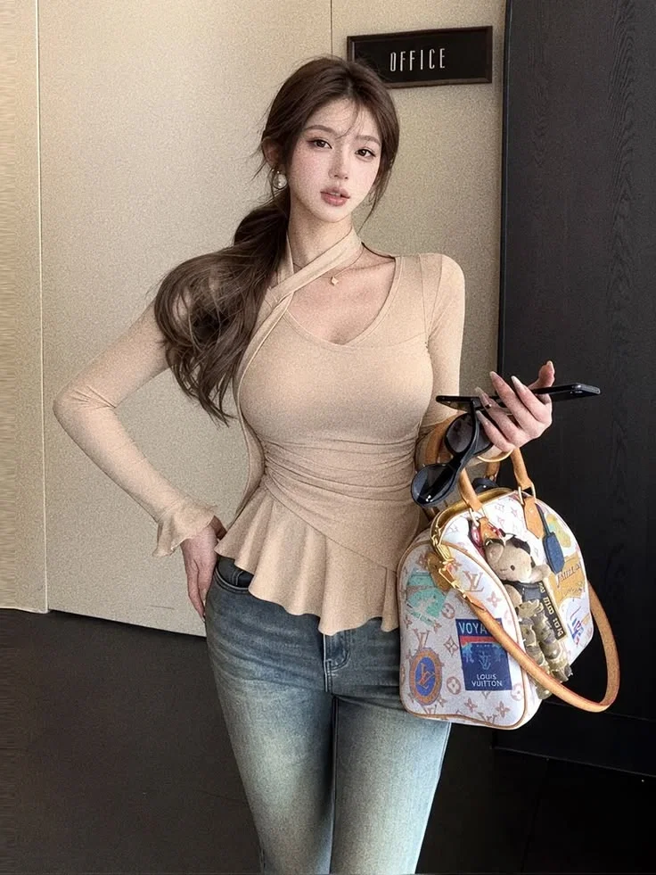 Ryn Laverna - Kawin Kontrak 2 Tahun dengan Bos Usai Calon Suami Direbut Sahabat (Office Romance RPG)