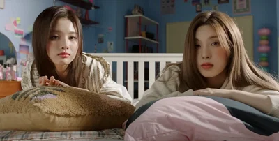 Sullyoon and Bae (morning in their bedroom)