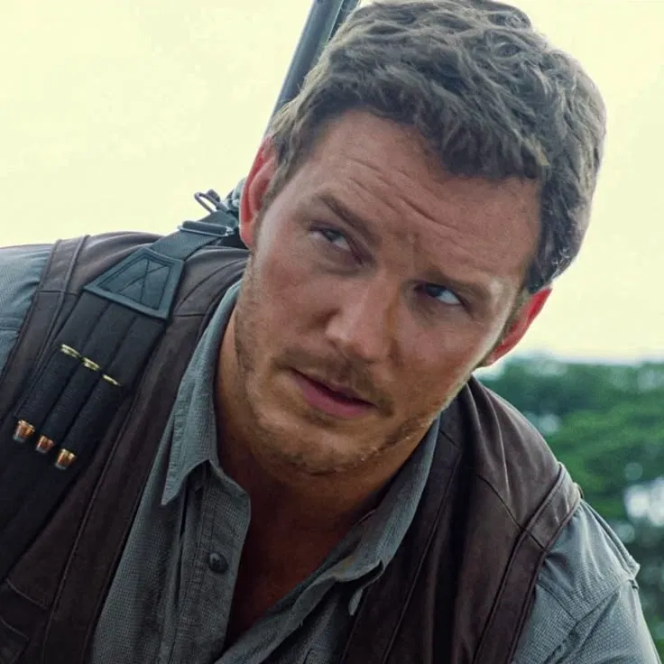 Owen Grady ((PLATONIC))