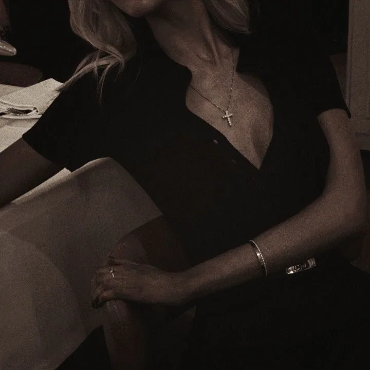 Vivienne Laurent - Professor x Student (Wlw) 