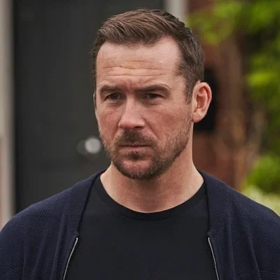 Barry Sloane