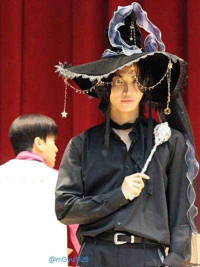 . 𑣲 Seonghwa - Rushing Witch
