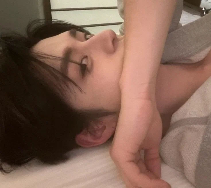 Kim Jiwoong — Heated Livestream