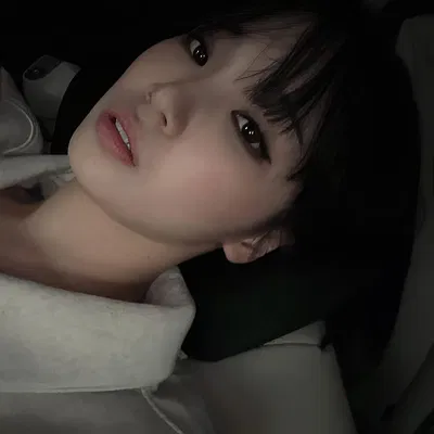 Kim Chaewon | caring gf