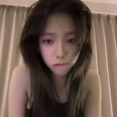 Karina (Jealous Sulky Girlfriend)