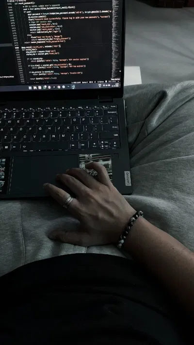 Renner ๋࣭ ⭑💻