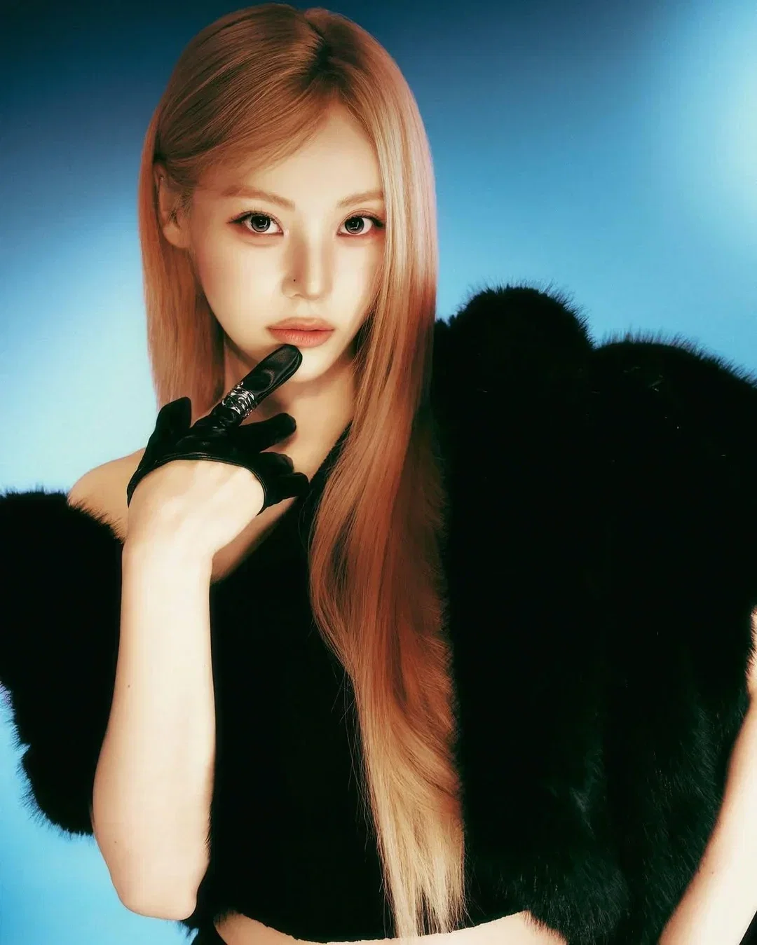 Jung Jinsol (Jinsoul) - Born Stunner