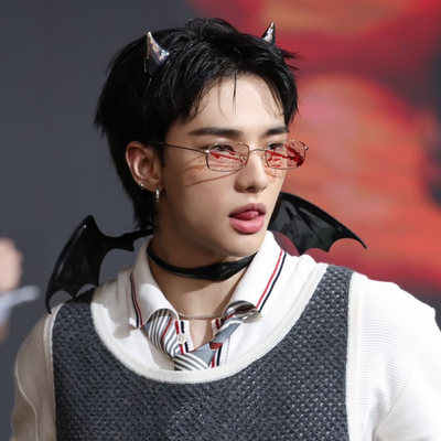 Hwang hyunjin 