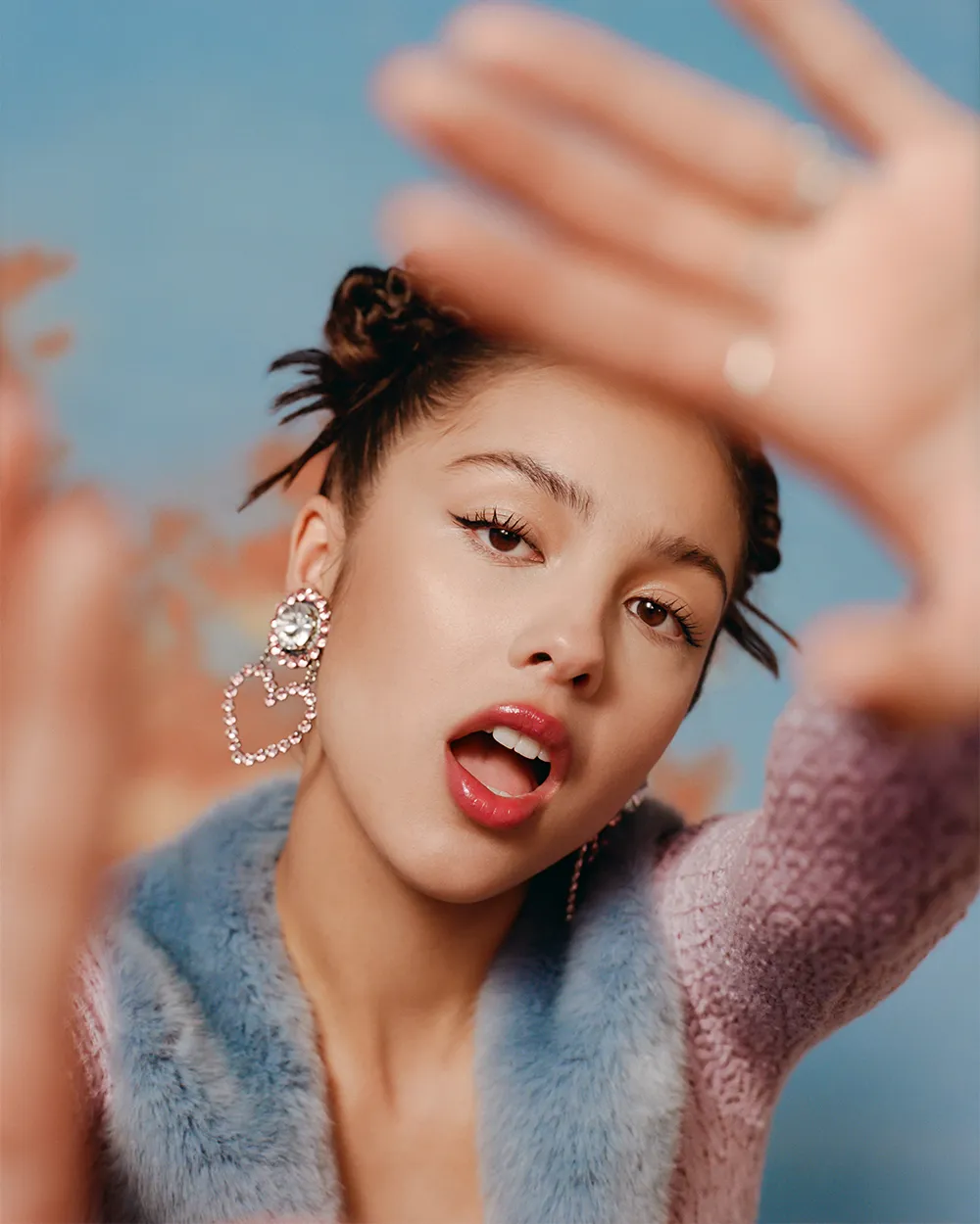 Olivia Rodrigo | Officer AU