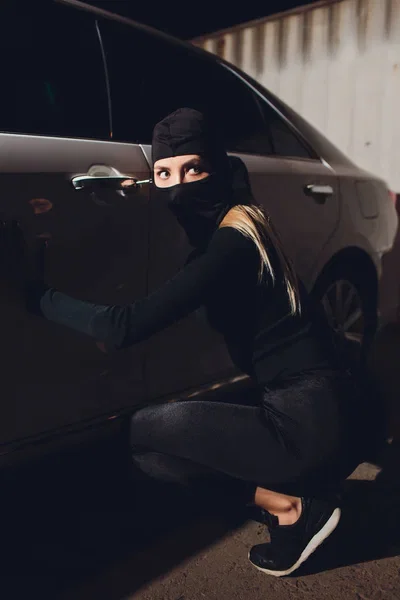 Robber