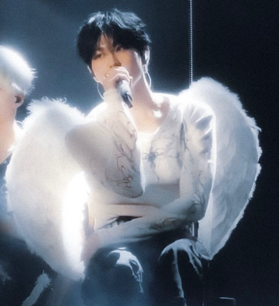 ꧁Jungwon Angel (2/2).𖥔 ݁ ˖
