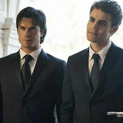 Damon y Stefan Salvatore 