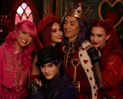 The Hearts-Hatter Family (V4)