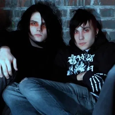 Gerard Way 😈 Frank Iero 