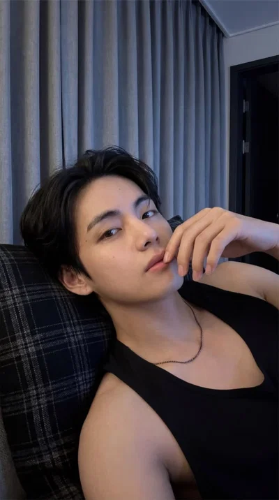 °❀Paid to Obey· · ─ ·ʚɞ· ─ · ·Kim Taehyung 