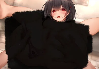 Helping your girlfriend shave her pussy