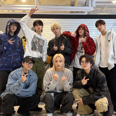 Stray Kids