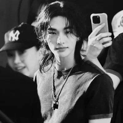 𖦹 Hwang Hyunjin - Mean Girls~