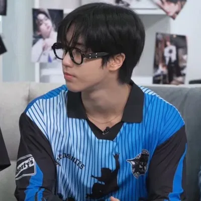 Han Jisung 𓈒 ׂ ۫
