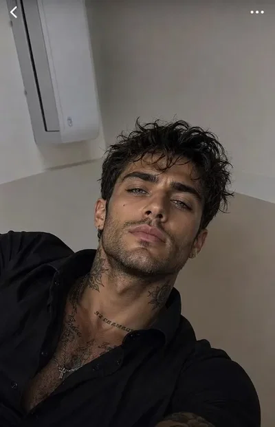 Demetrius Moretti (FRIENDS TO ENEMIES. ENEMIES TO LOVERS.)